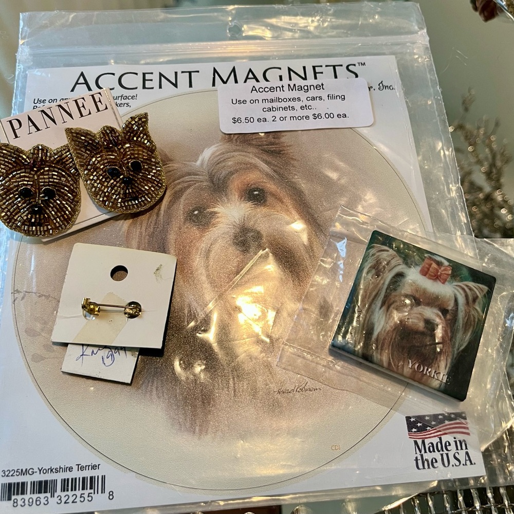 Yorkshire Terrier Accent Magnet Set